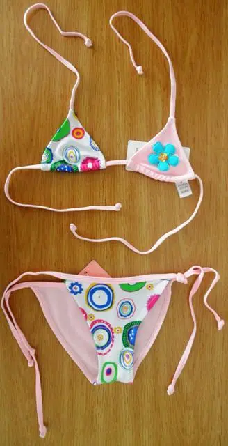 Photo de l’avis officiel: Sofesa Bikini de fille — risque: Blessures & Etranglement