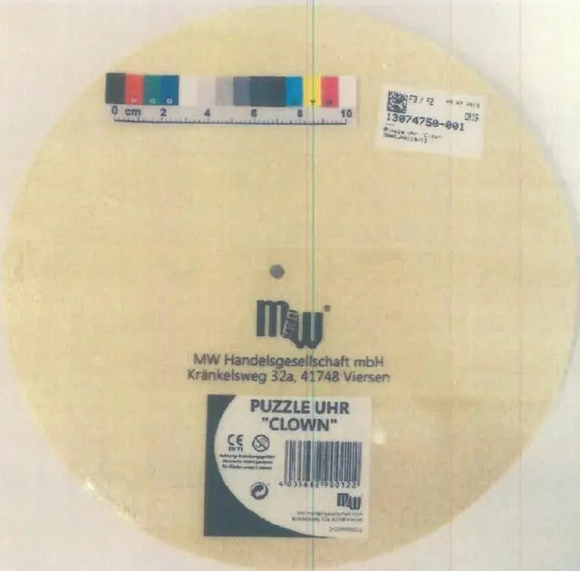 Photo from the official notice: MW Puzzle Uhr "Clown" toy puzzle clock — choking risk