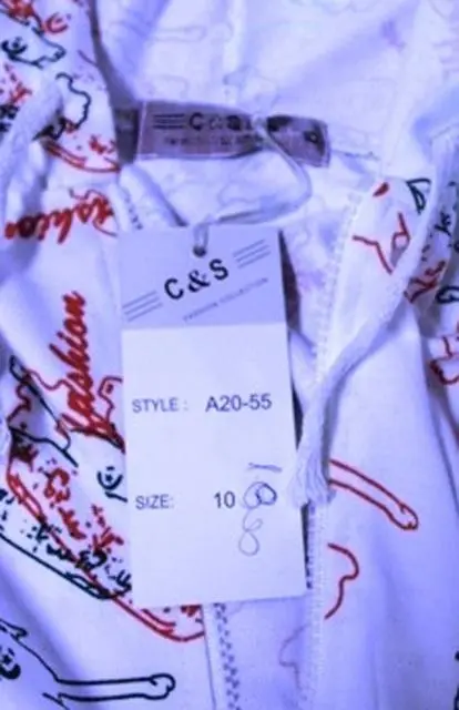 Foto aus der offiziellen Meldung: C&amp;S Kinder-Sweatshirt — Risiko: Strangulierung (A12/1172/13)