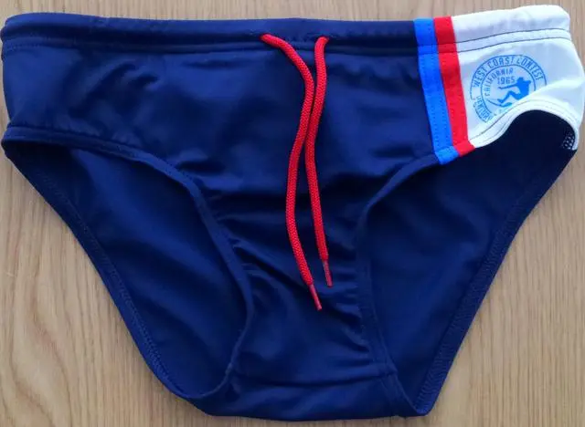 Foto dell’avviso ufficiale: OVS Costumi da bagno per ragazzi — rischio: Lesioni (A12/1190/13)