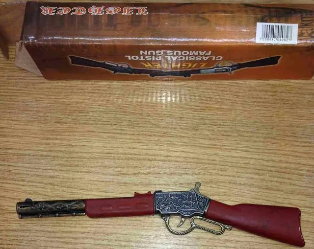 Foto del aviso oficial: Lighter Classical Pistol Famous Gun Encendedor de novedad — riesgo: Quemaduras & Incendio