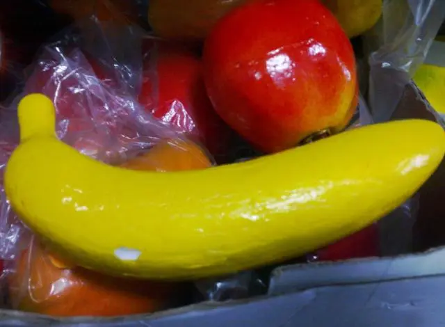Photo from the official notice: Gerimport Frutas de Imitación imitation fruit — choking risk
