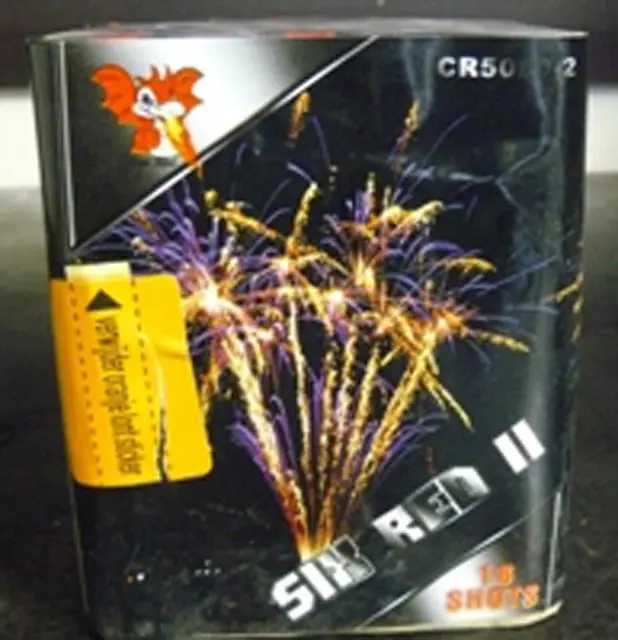 Photo de l’avis officiel: Six Red II Feux d’artifice — risque: Brûlures & Blessures