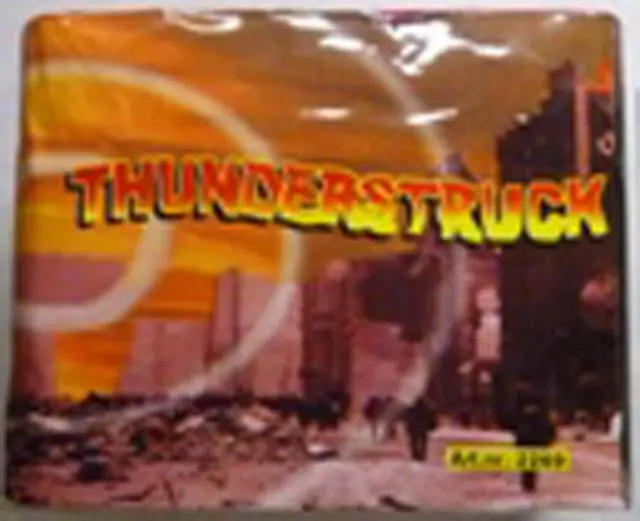 Photo de l’avis officiel: Thunderstruck Feux d’artifice — risque: Lésions auditives