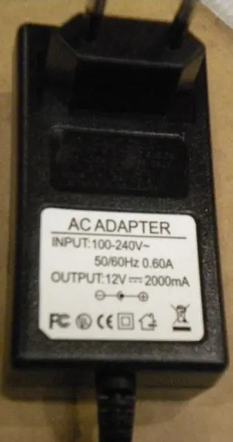 Photo de l’avis officiel: AC Adapter Unité d’alimentation électrique — risque: Choc électrique