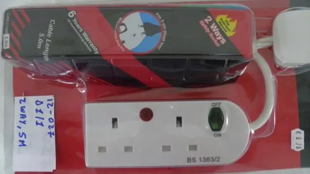 Photo from the official notice: Pse mains extension lead — burns & fire risk