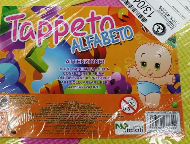 Photo from the official notice: Pamax Tappeto Alfabeto toy puzzle mat — choking risk