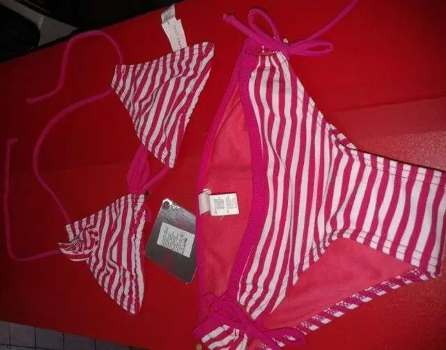 Photo de l’avis officiel: Summer love Bikini des filles — risque: Blessures & Etranglement