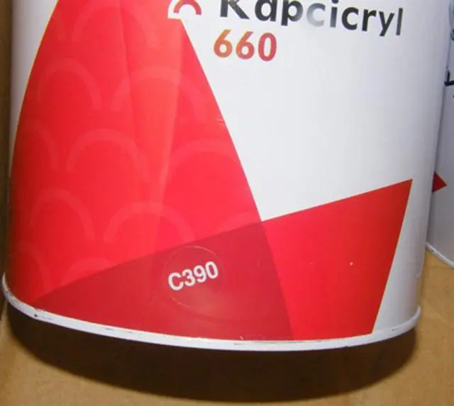 Foto uit de officiële melding: Kapci Kapcicryl 660 Auto refinishing product — risico: Milieu