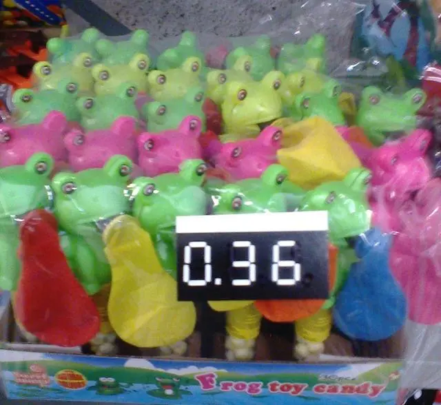 Foto do aviso oficial: Sweetmanja Frog Toy Candy Brinquedo plástico com doces — risco: Engasgamento