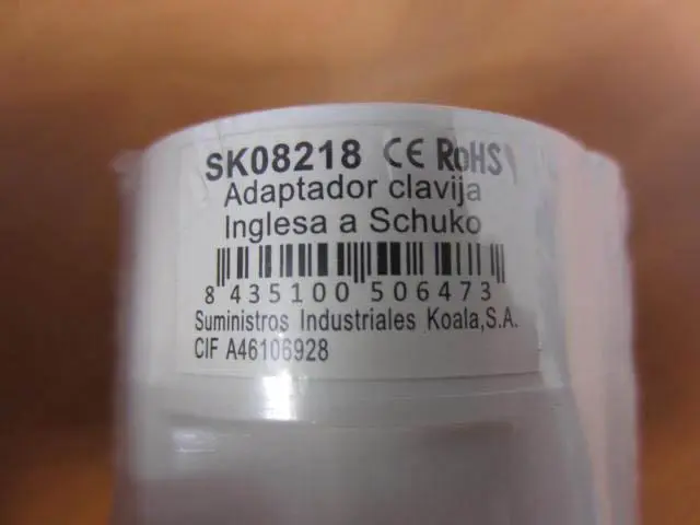 Foto aus der offiziellen Meldung: HALOTEC Reiseadapter — Risiko: Elektrischer Schlag