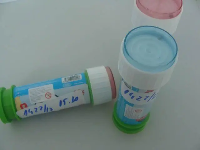 Photo from the official notice: Štrumpfovi soap bubbles — microbiological risk