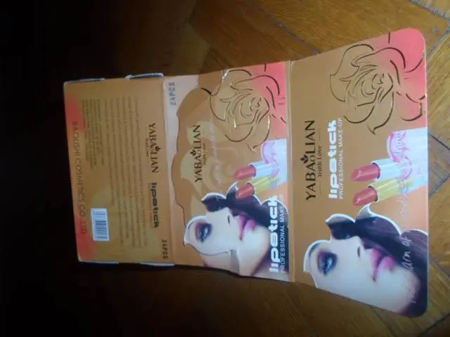Foto uit de officiële melding: Yabaolian Truth Love Lipstick professional make-up Lippenstift — risico: Chemische risico's