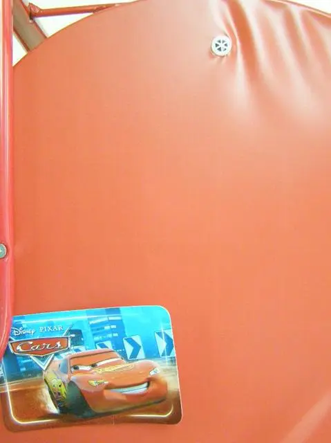 Photo de l’avis officiel: Disney Pixar Sound chair Chaise pour enfants — risque: Risque chimique