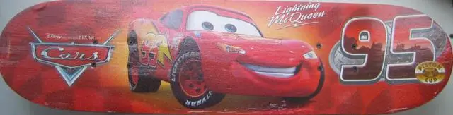 Photo de l’avis officiel: Disney Disney Verdák (Cars) skateboard — risque: Blessures