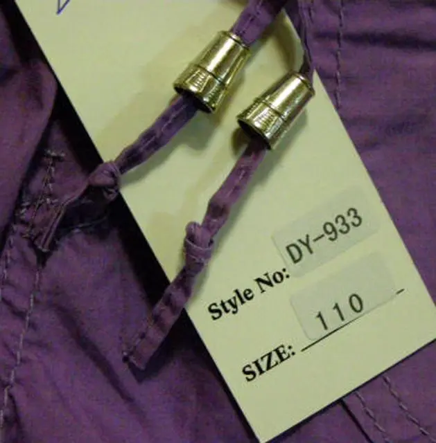 Photo de l’avis officiel: F&amp;D Pantalons pour filles — risque: Blessures