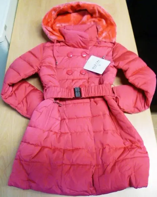 Photo from the official notice: КАЙ СЯИ children’s coat — strangulation risk