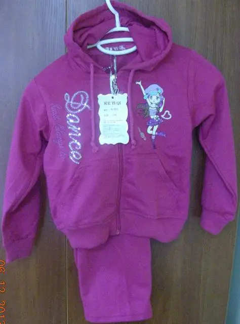 Foto do aviso oficial: Ke Yi Qi Conjunto de roupas para meninas — risco: Ferimentos & Estrangulamento