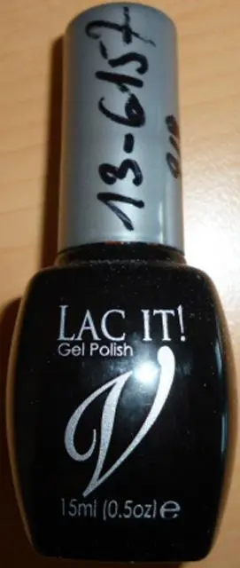 Photo de l’avis officiel: En vogue Lac It! Vernis à gel à ongles — risque: Risque chimique