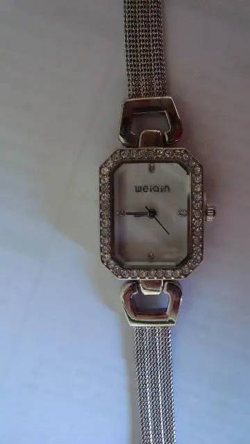 Foto dell’avviso ufficiale: WEI QIN Orologio da donna — rischio: Rischio chimico