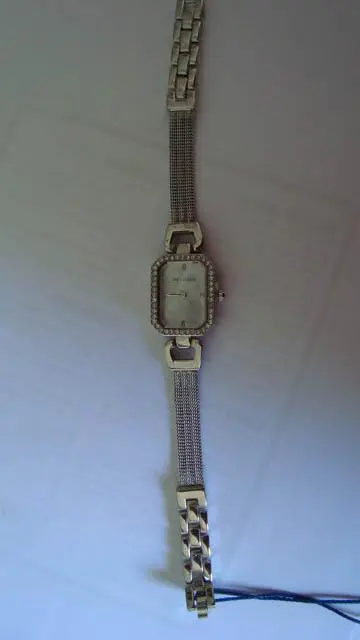 Foto dell’avviso ufficiale: WEI QIN Orologio da donna — rischio: Rischio chimico