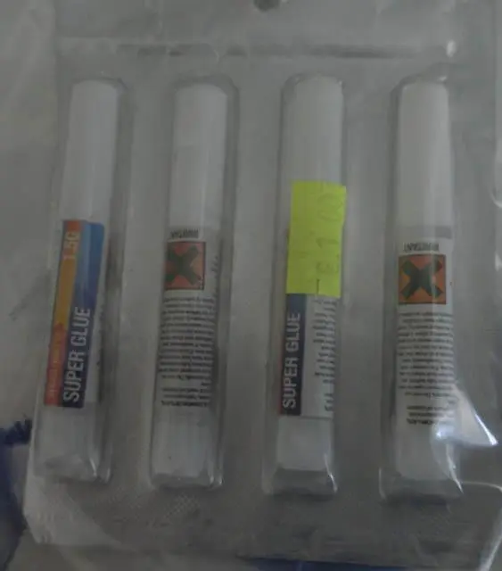 Photo de l’avis officiel: SecureFix Colle — risque: Risque chimique