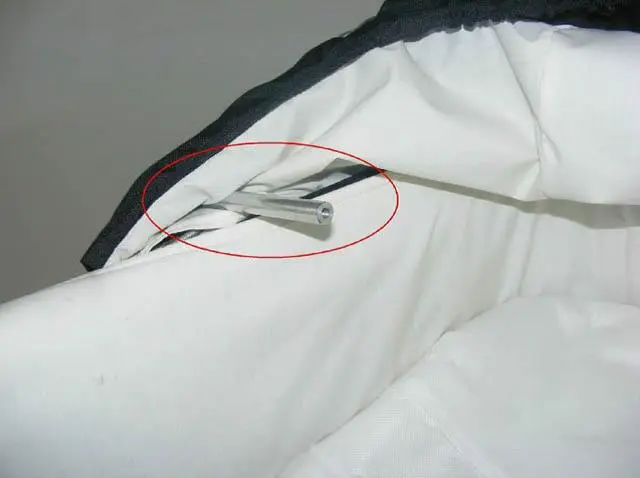 Photo from the official notice: Scandia Scandia move classic pram with carry cot — entrapment risk