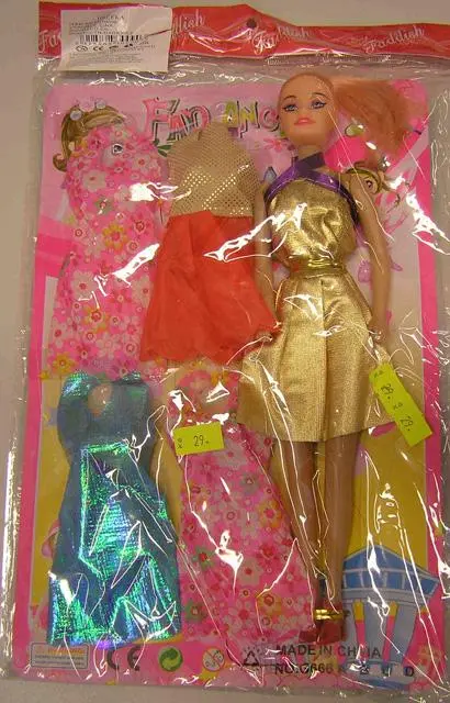Foto do aviso oficial: Faddish Fad Angel Boneca de plástico — risco: Químico