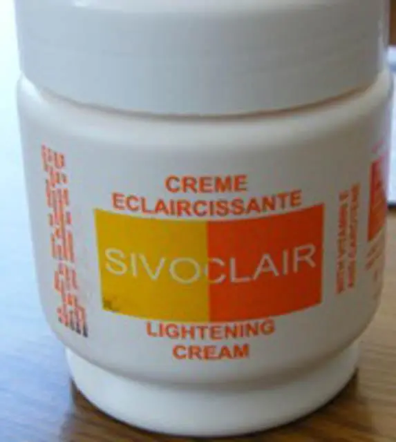 Foto aus der offiziellen Meldung: Sivop Sivoclair Crème éclaircissante / Lightening cream Hautaufhellungsprodukt — Risiko: Chemikalie