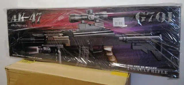 Foto uit de officiële melding: M - Double House Assault Rifle AK-47 Airsoft pistool — risico: Aantasting van het gezichtsvermogen