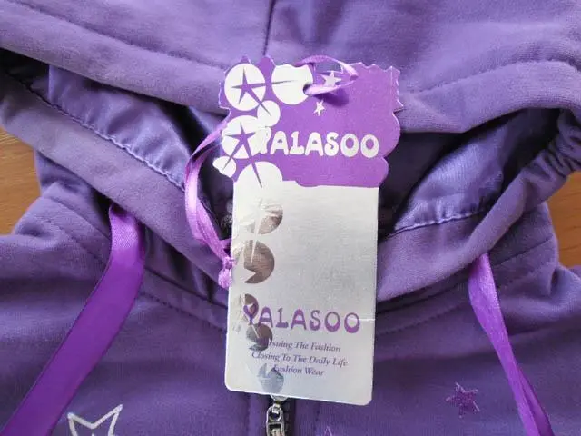 Foto uit de officiële melding: YALASOO Kinderkleding set — risico: Verwonding & Verwurging