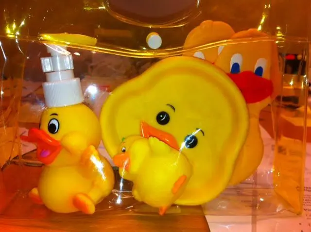 Photo de l’avis officiel: Jouets de bain — risque: Risque chimique