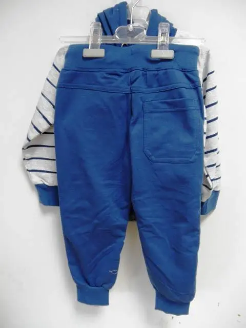 Foto do aviso oficial: Last Star Conjunto de roupas para crianças — risco: Estrangulamento (A12/0335/14)
