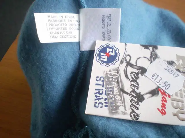 Foto do aviso oficial: BRUM BEBY Pijama infantil — risco: Estrangulamento