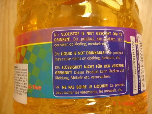 Photo from the official notice: Toi Toys Flying Bubbles soap bubbles — microbiological risk