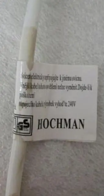 Photo from the official notice: Hochman 200L Christmas lights lighting chain — electric shock risk