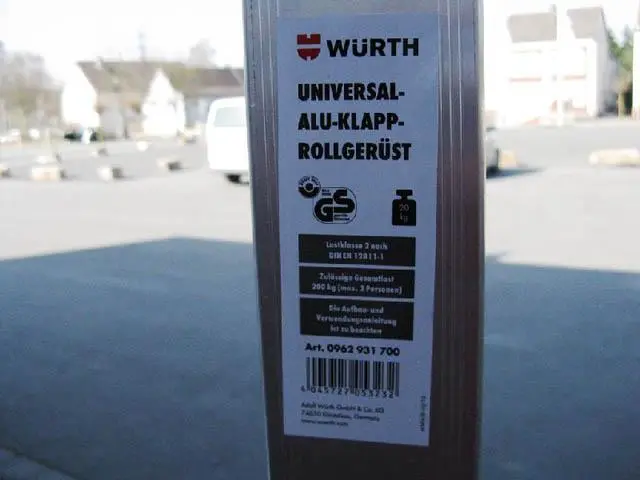Photo from the official notice: Würth Universal aluminium folding roller scaffold moveable scaffolding — injuries risk