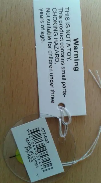 Photo de l’avis officiel: Accessoire de robe fantaisie — risque: Risque chimique
