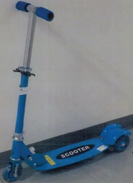 Photo de l’avis officiel: Scooter Scooter pliable pour enfants — risque: Blessures