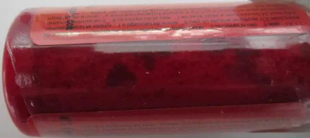 Foto aus der offiziellen Meldung: Eternal Ink Bringing you the brightest Color Period – Lipstick Red Tätowierungstinte — Risiko: Chemikalie