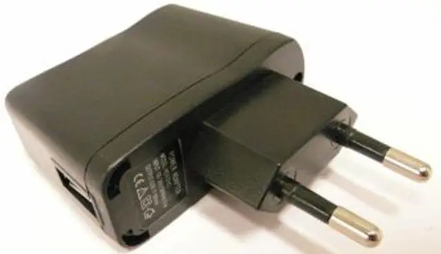 Foto aus der offiziellen Meldung: Electronic Cigarette Power Line Stromversorgung — Risiko: Elektrischer Schlag