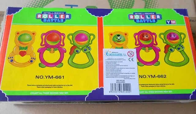 Foto dell’avviso ufficiale: YM 1. Intelligence Funny Toys; 2. Intelligence Roller Rattle Sonaglio — rischio: Ostruzione delle vie aeree