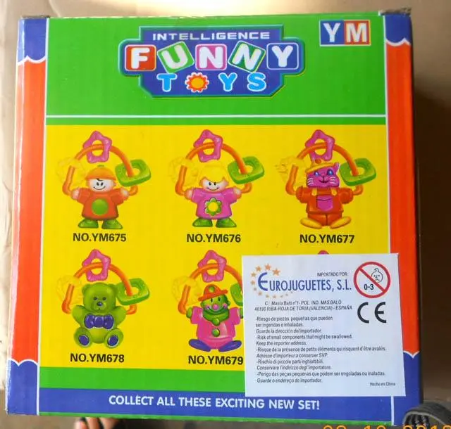 Foto dell’avviso ufficiale: YM 1. Intelligence Funny Toys; 2. Intelligence Roller Rattle Sonaglio — rischio: Ostruzione delle vie aeree