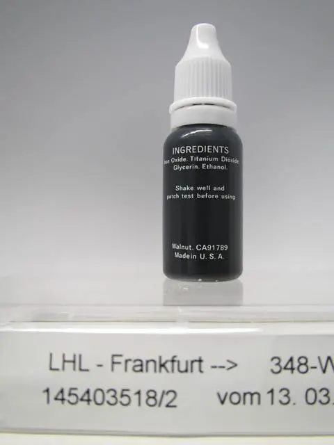 Foto do aviso oficial: Bio Touch Micro Pigment - Cosmetic Color Tinta de tatuagem — risco: Químico