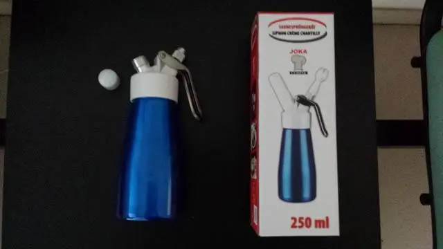 Foto uit de officiële melding: JOKA Siphon Crème Chantilly Slagroom sifon — risico: Verwonding