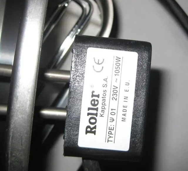 Photo de l’avis officiel: Roller Grille électrique — risque: Brûlures (A12/0812/14)