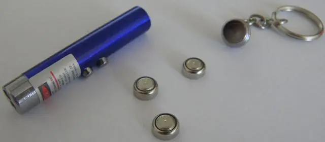 Foto aus der offiziellen Meldung: JP 2 in 1 Laser &amp; LED Light Laserpointer — Risiko: Sehschaden