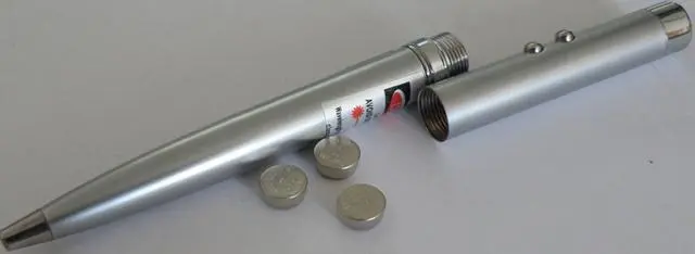 Foto aus der offiziellen Meldung: SABER Stift mit Laserpointer — Risiko: Sehschaden