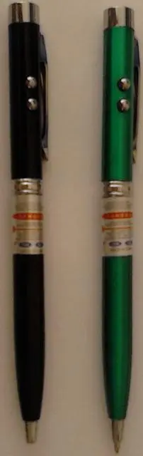 Foto aus der offiziellen Meldung: 3 in 1 Laser &amp; LED Pen Laserpointer — Risiko: Sehschaden