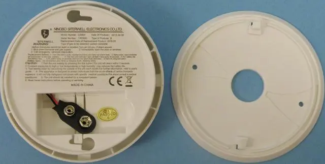 Photo from the official notice: Global (on the packaging); SITERWELL (on the produ Carbon monoxide alarm (on the product); CO Sensor (on the p — suffocation risk
